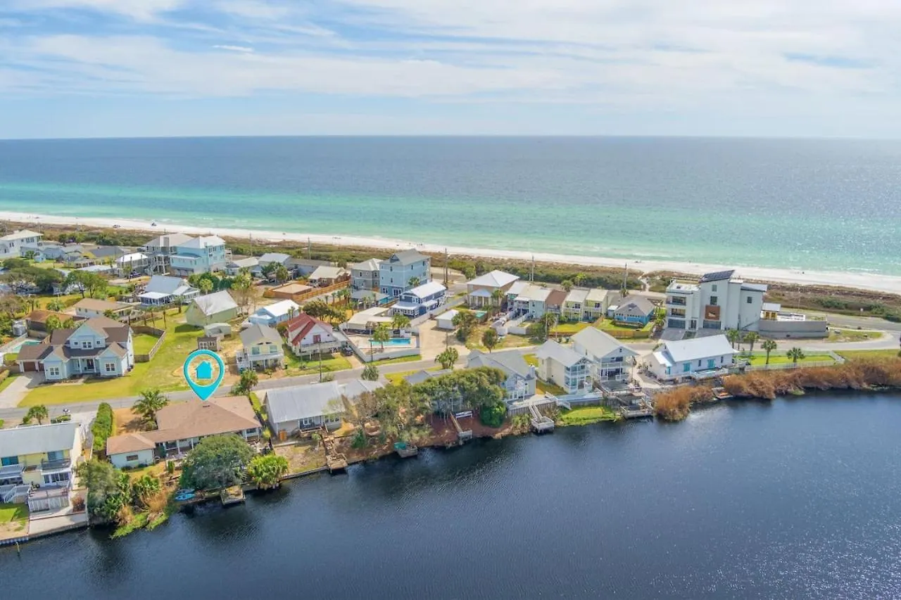 Semesterbostad Casa De Riviera, Luxe Infinity Pool, Lakefront, Free Daily Activities, Walk To Beach Villa Panama City Beach USA