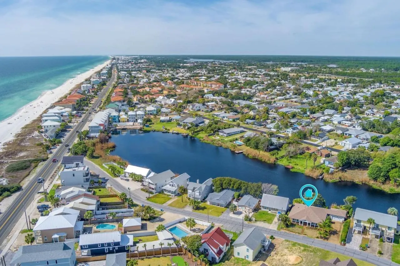 Casa De Riviera, Luxe Infinity Pool, Lakefront, Free Daily Activities, Walk To Beach Villa Panama City Beach