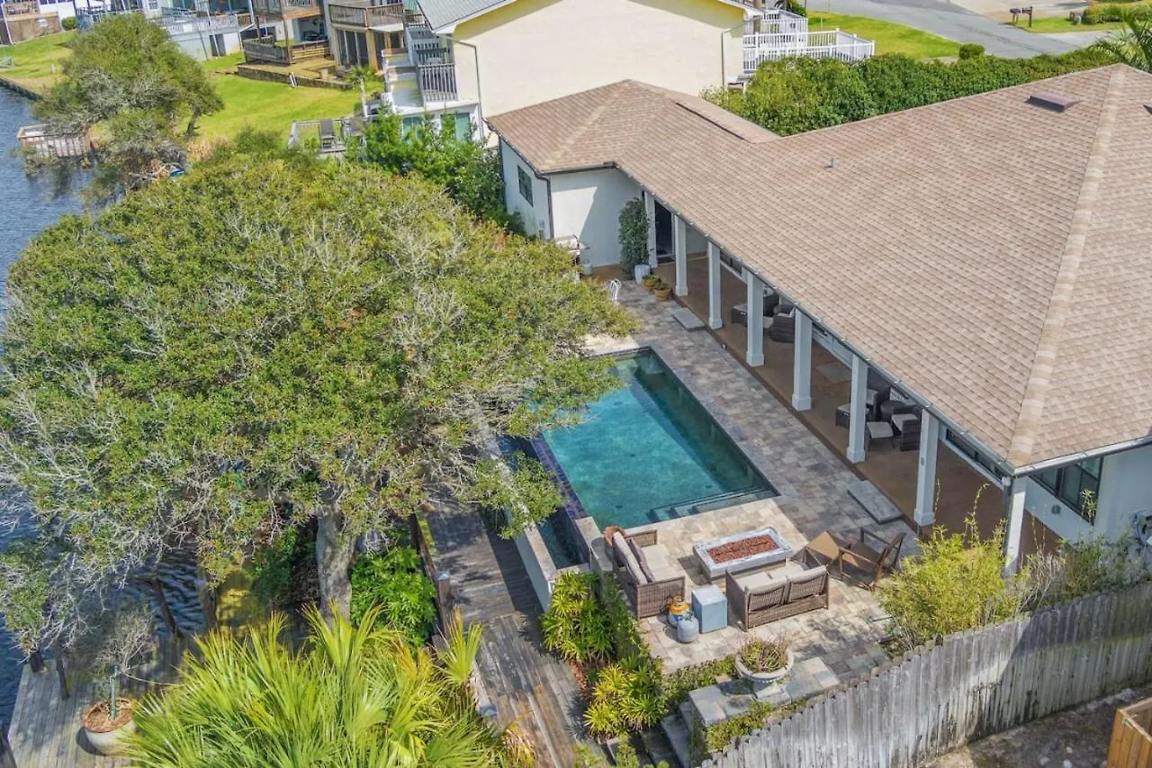 Casa De Riviera, Luxe Infinity Pool, Lakefront, Free Daily Activities, Walk To Beach Villa Panama City Beach 0*,